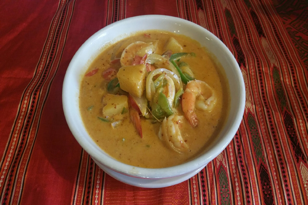 Shrimp with Pineapple Curry